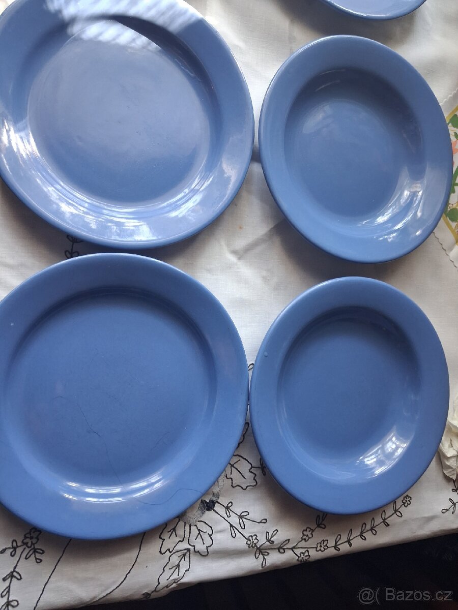 Sada jídelních talířů - 5