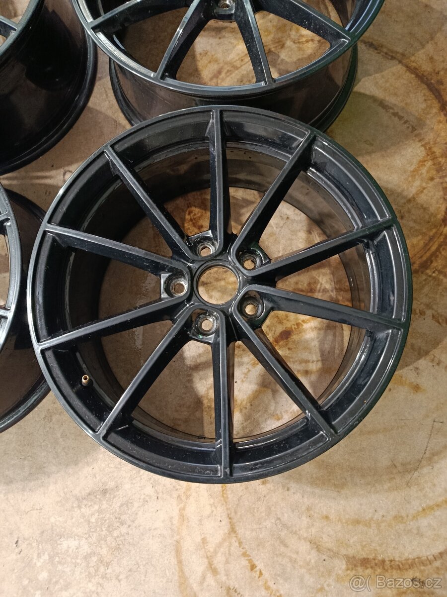 18" kovane alu 5x112 et49 VW - 5