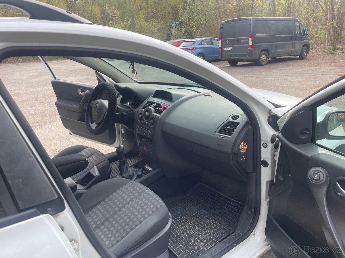 Renault Megane 2 - 5