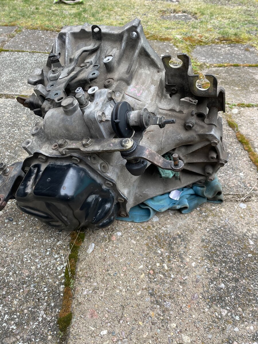 Převodovka Toyota Yaris 1.3/63kw - 5