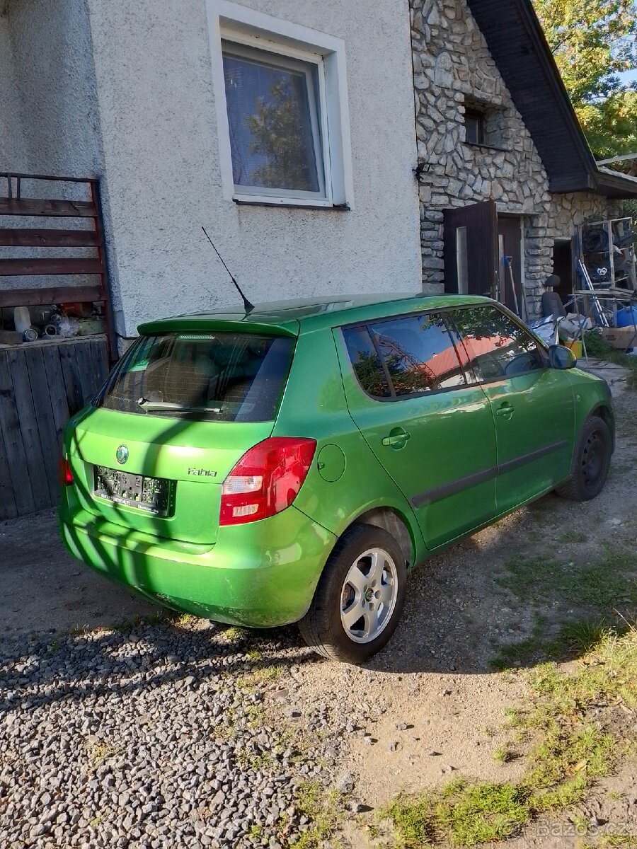 Škoda fabia - 5