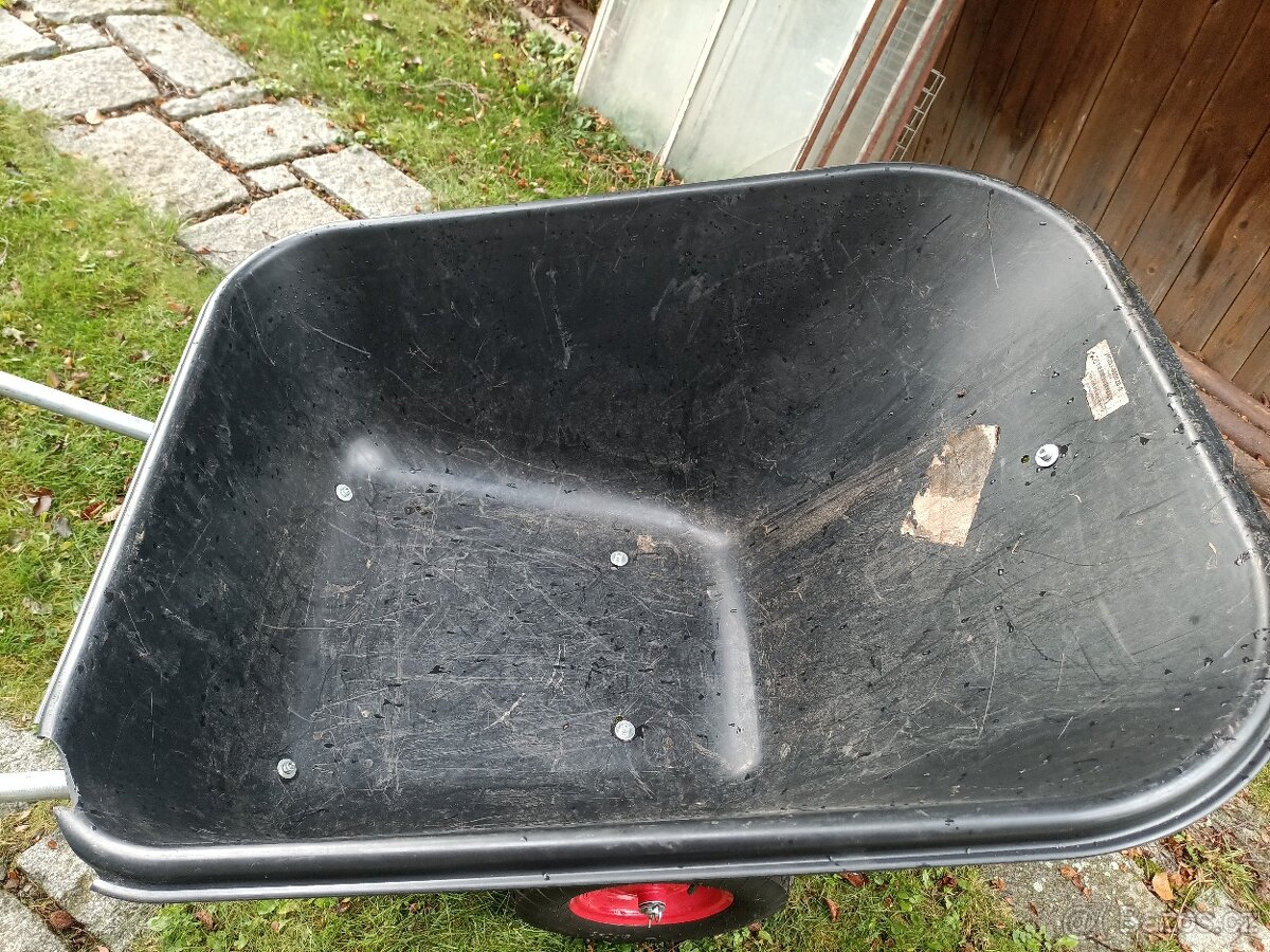 Kolečko velké zahradní - 5