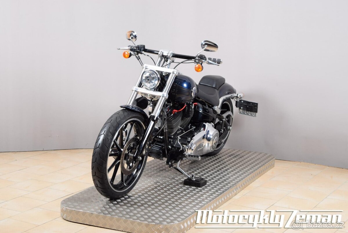 Harley-Davidson FXSB BREAKOUT 2013 - 5