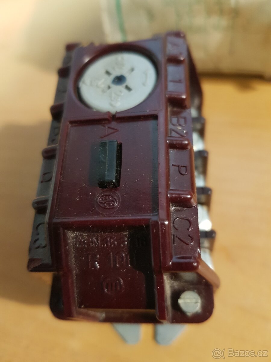 jistící nadproudové relé R100 1,8-2,8A - 5