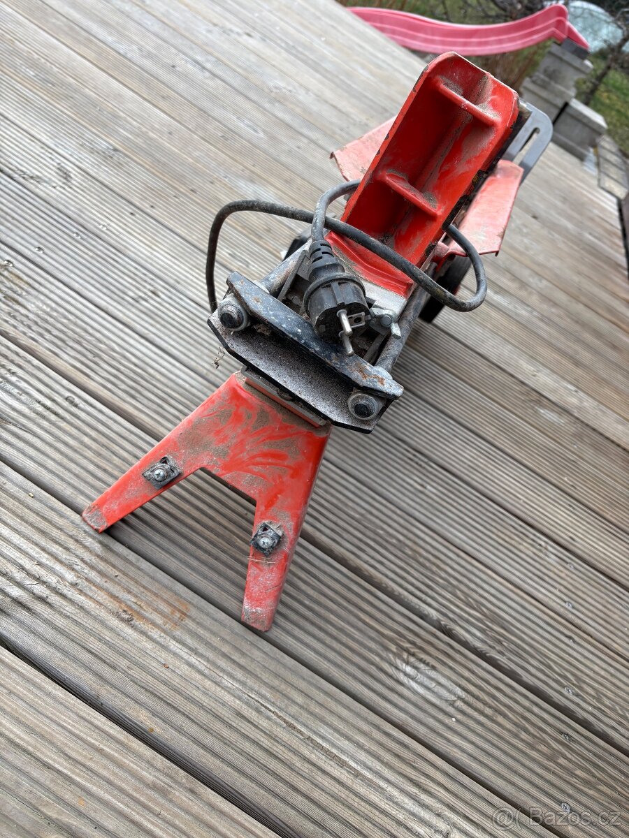 Štípačka na dřevo - 5