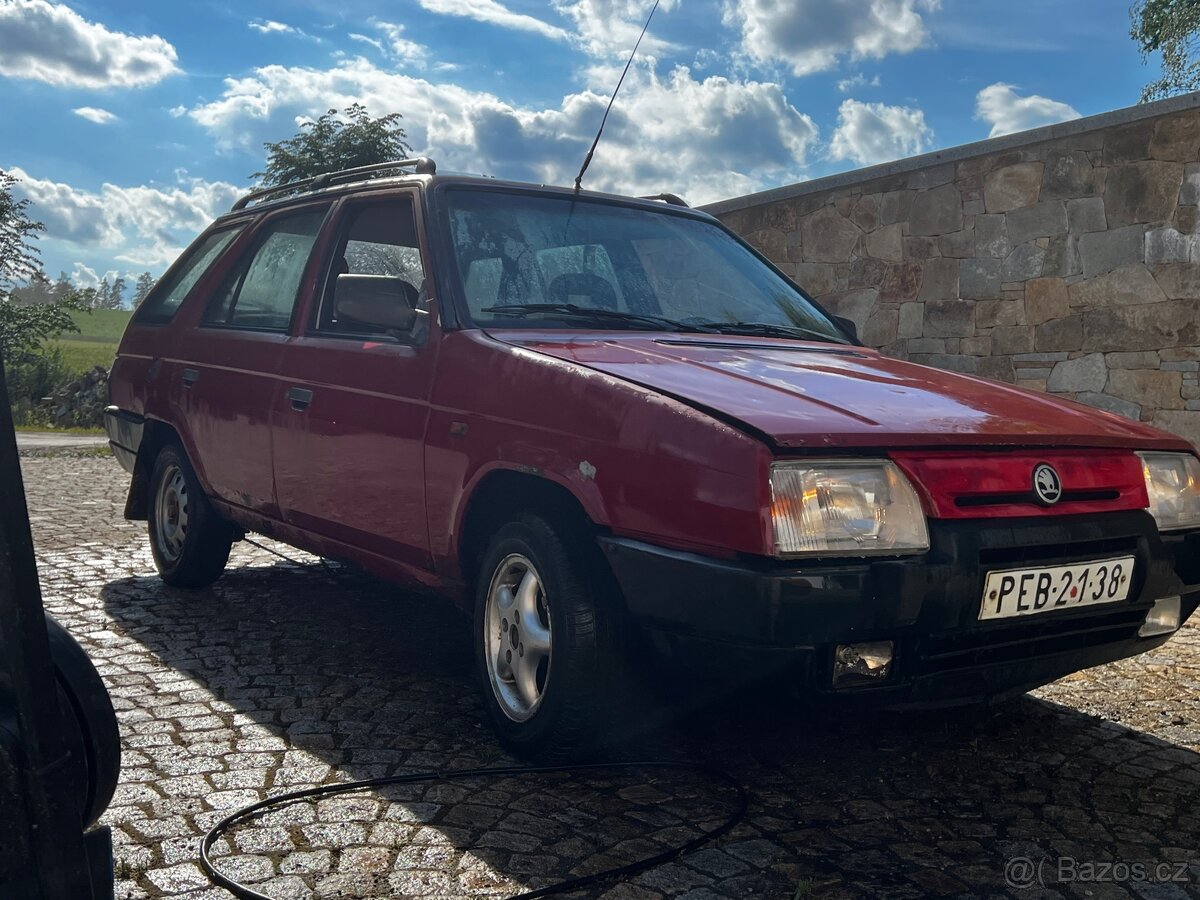 Škoda favorit forman - 5