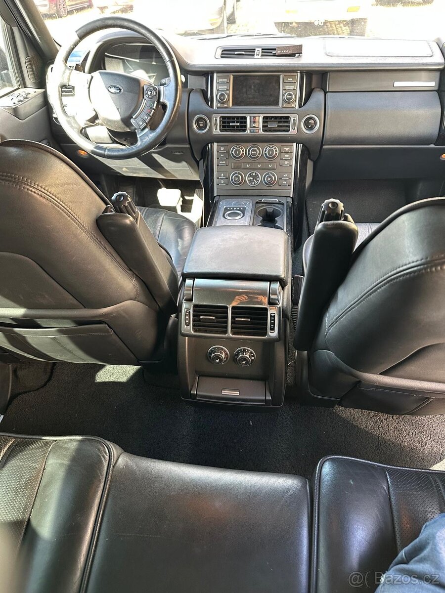 Land Rover Range Rover 4.4 Vogue/ POZOR MOTOR KO