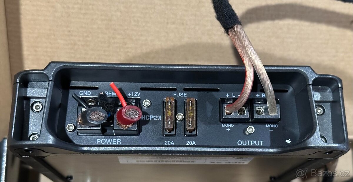 Set Sub Audison APBX 10 S4S 400W/800W + Hertz HCP 2X + LC2i - 5