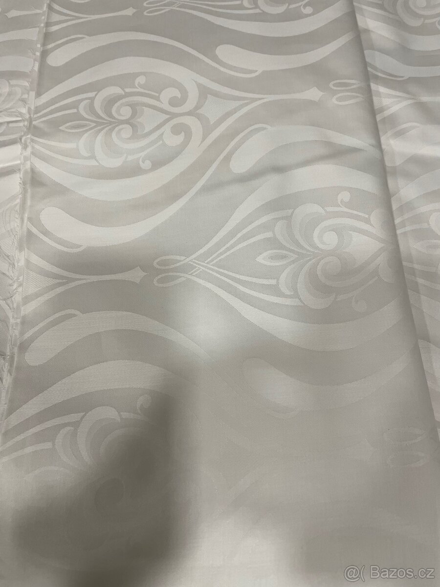 Damašek - neušitý - 5