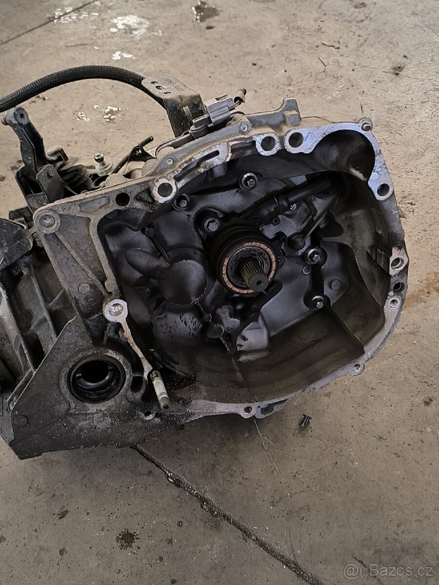 převodovka Dacia Logan 2 - 5