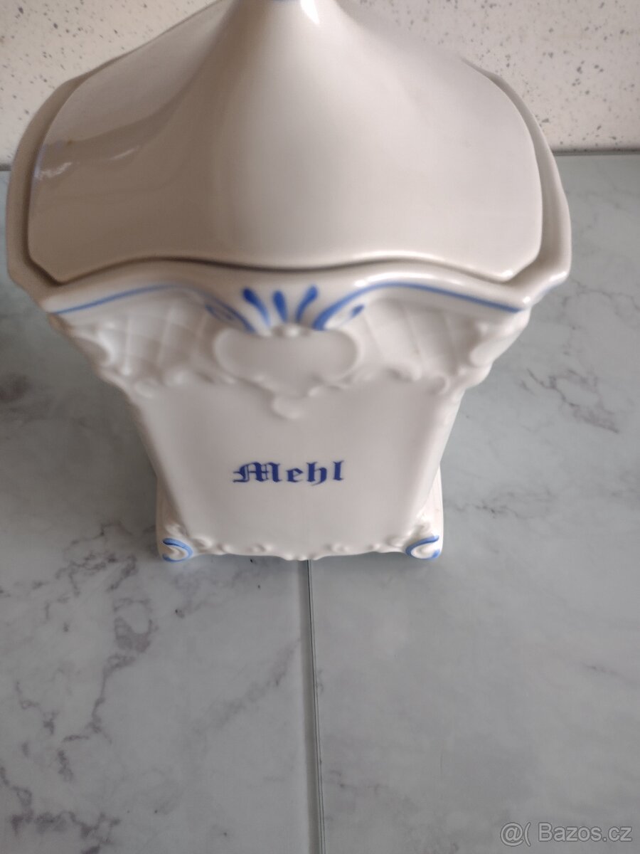 STAROŽITNÁ DÓZA NA MOUKU - 5