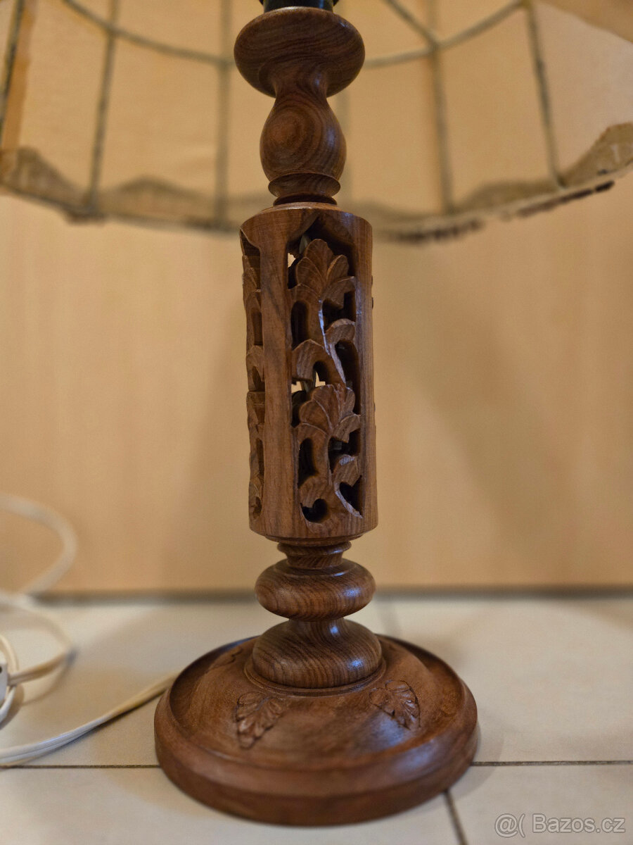 Prodám starou vyřezávanou lampu - 5