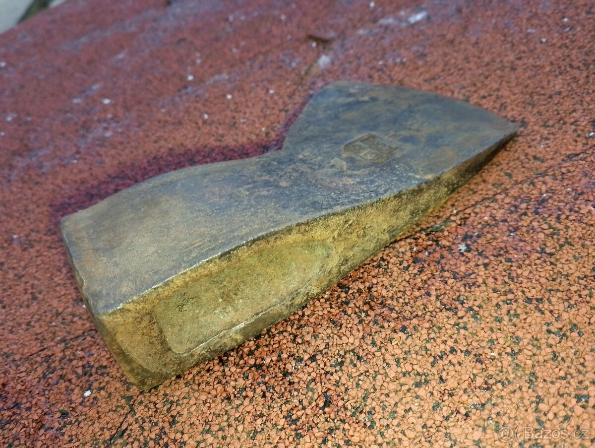 Stará značená sekera, sekyra - 5