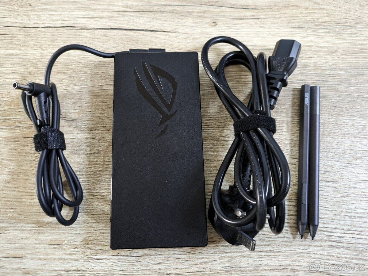 Herní notebook Asus ROG Flow X16 - 5