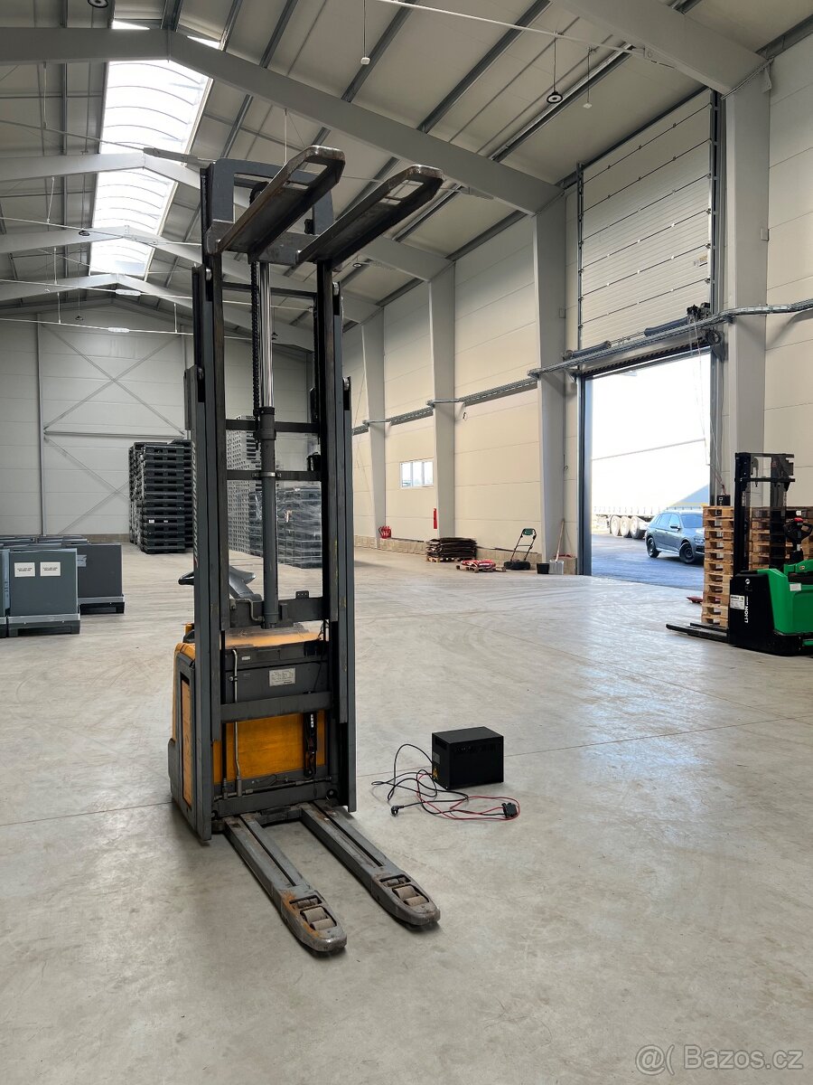 Vysokozdvižný vozík Jungheinrich - 5