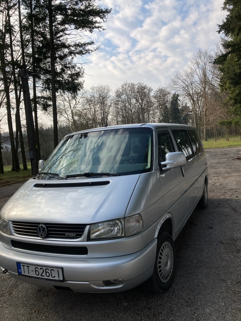 Predám VW T4 Transporter 2,5 Tdi syncro - 5