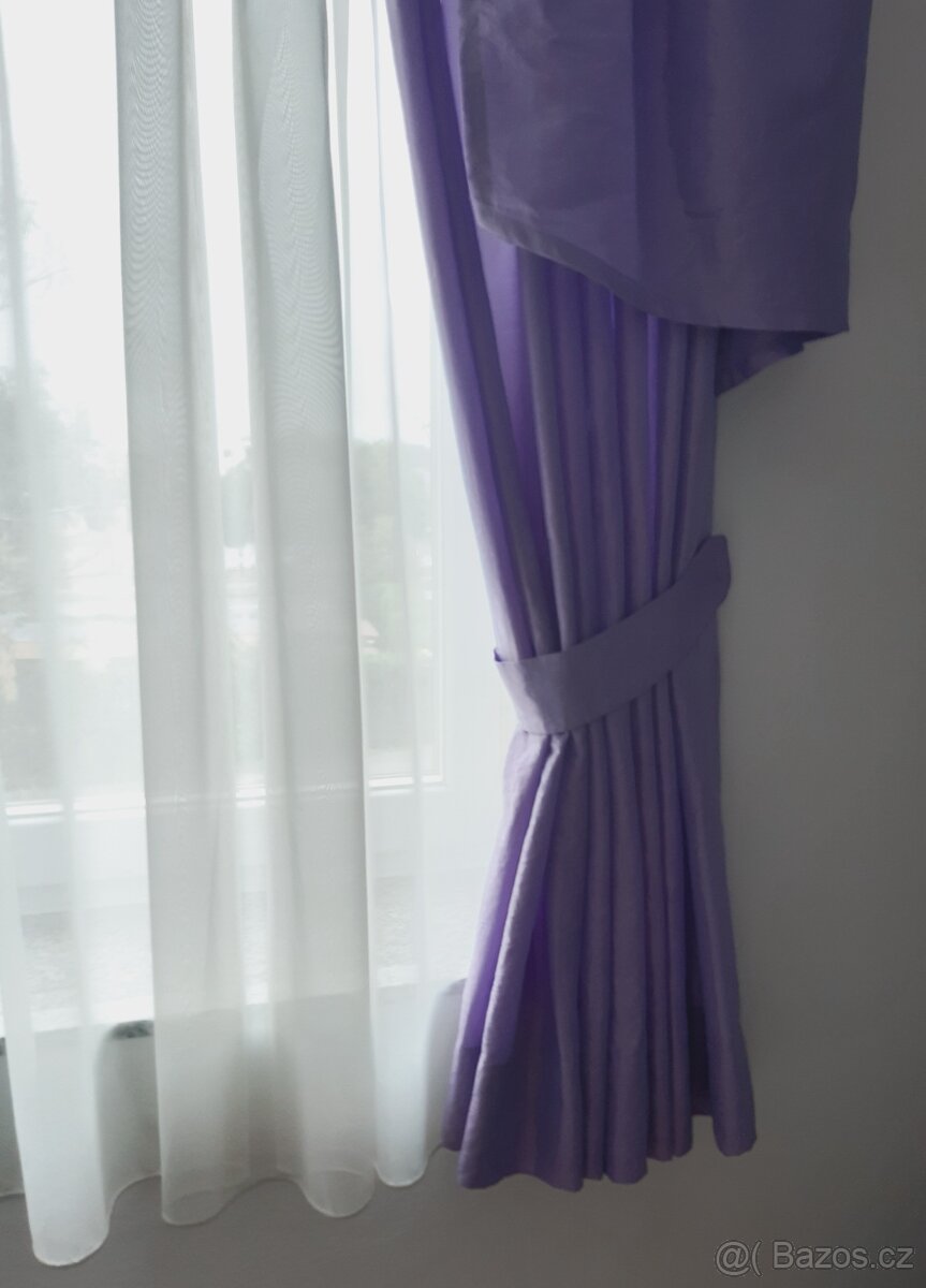 Dekorační závěs - 5