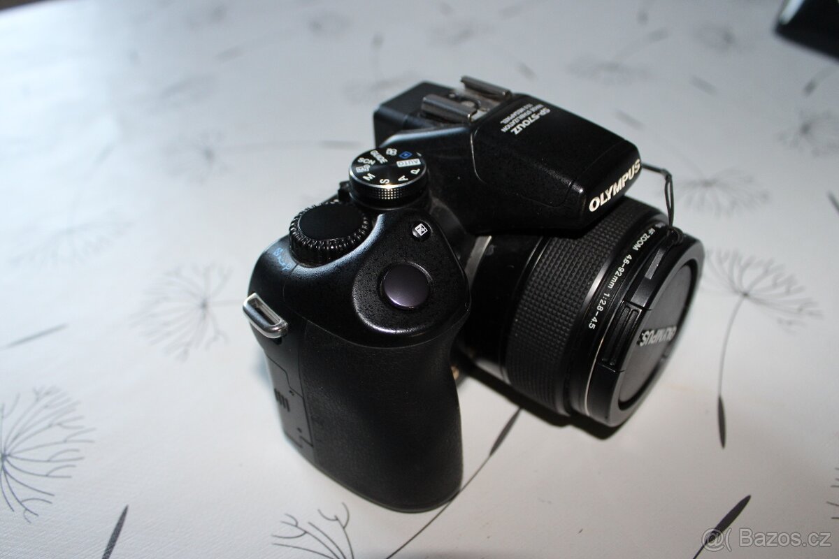 OLYMPUS SP- 570UZ - 5