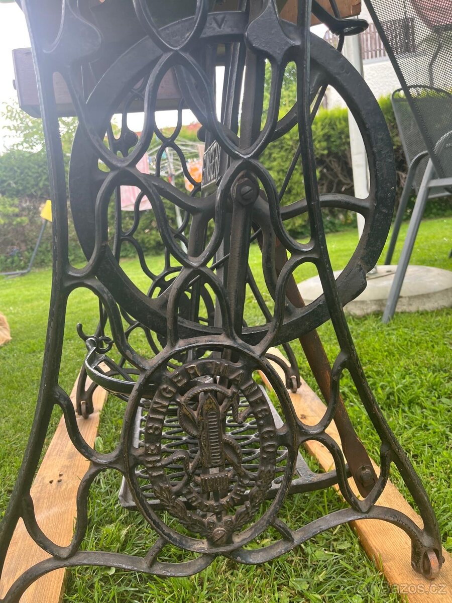 Singer šicí stroj - 5