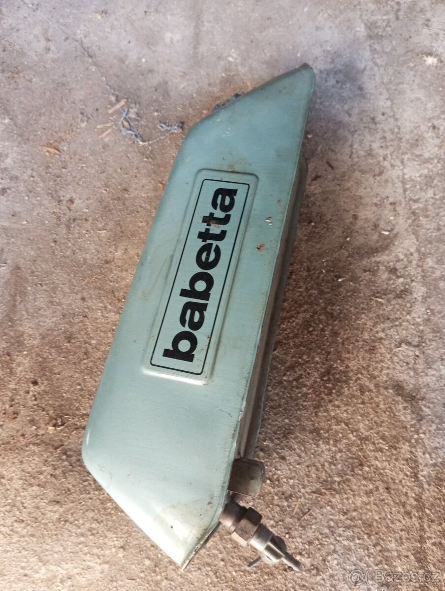 Babeta 210 nádrž - 5