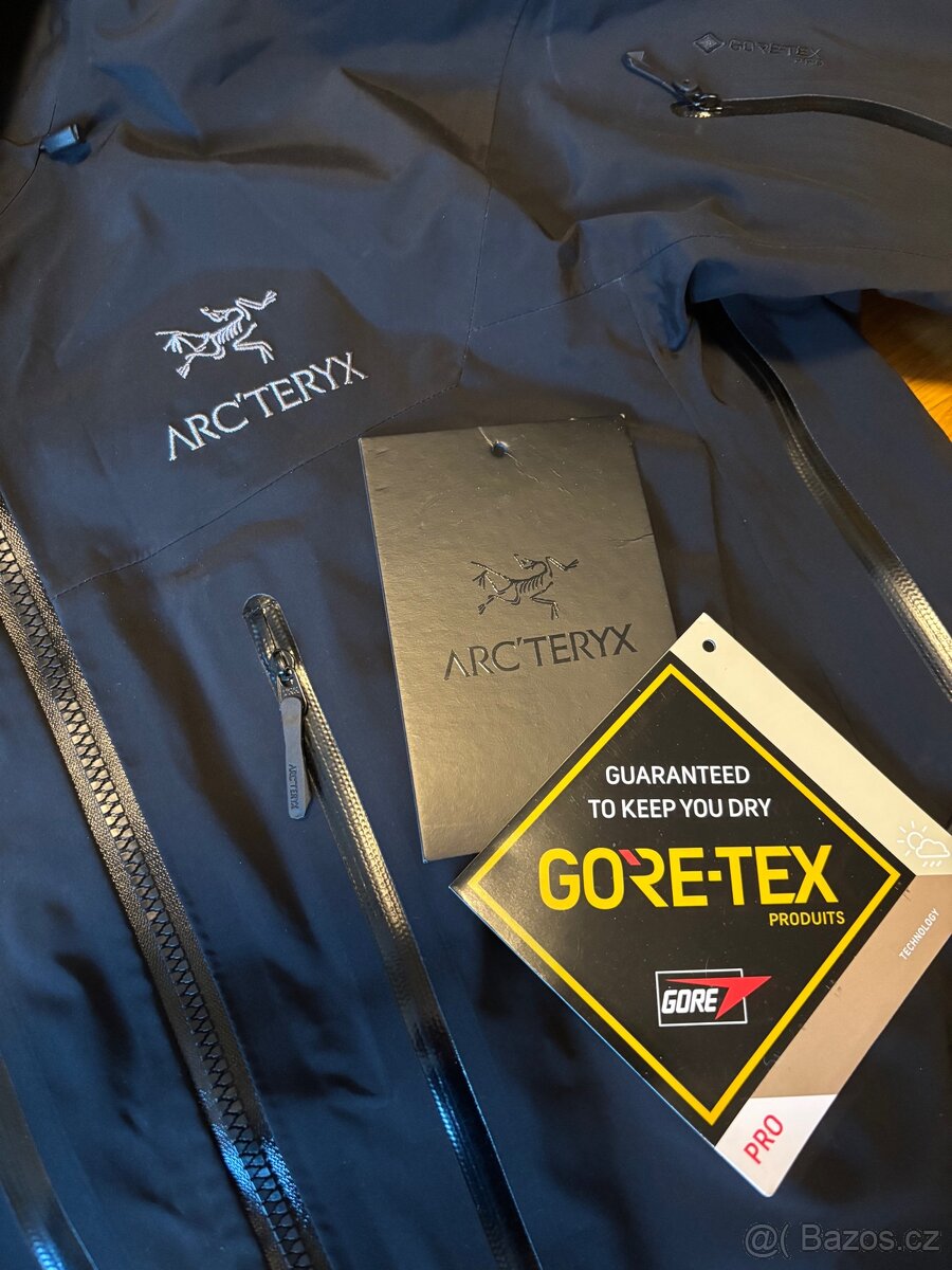 Arc’teryx Alpha Černá S - 5