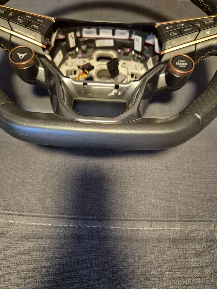 Volant Cupra Formentor VZ - 5
