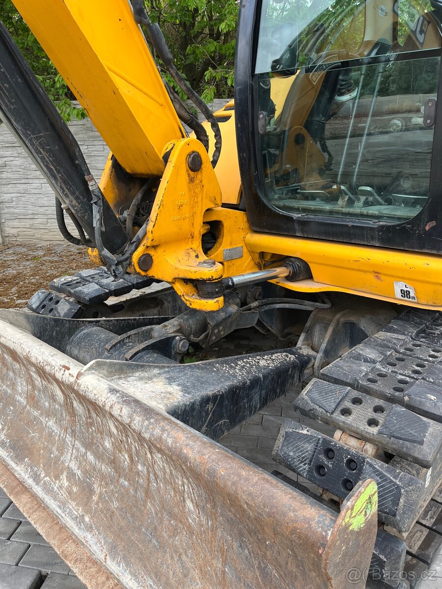 Pásové rypadlo JCB 8085 - 5