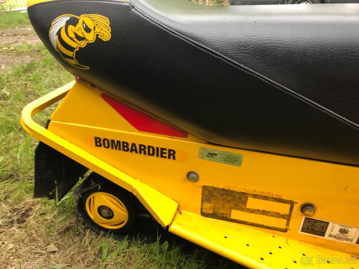 Sněžný dětský Skůtr Bombardier - 5