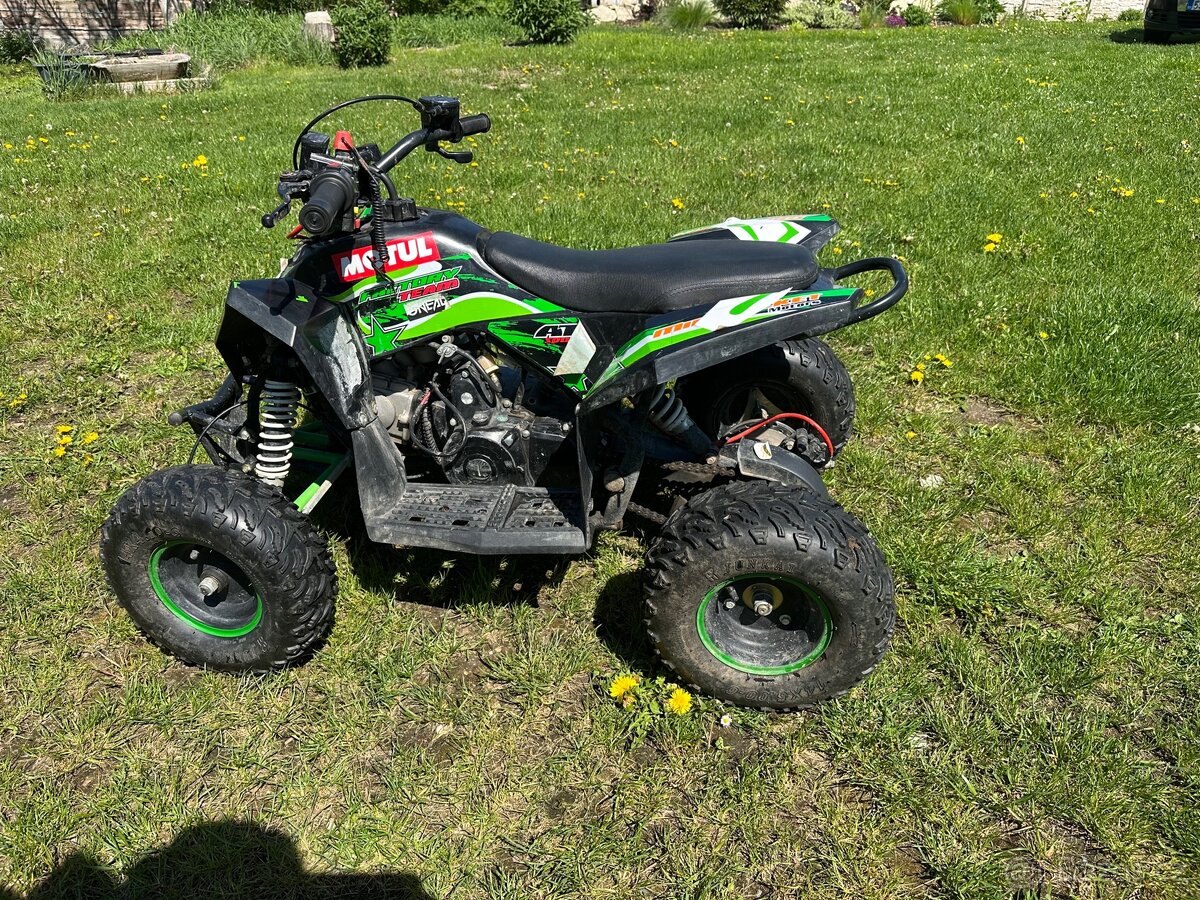 Dětská čtyřkolka 90ccm