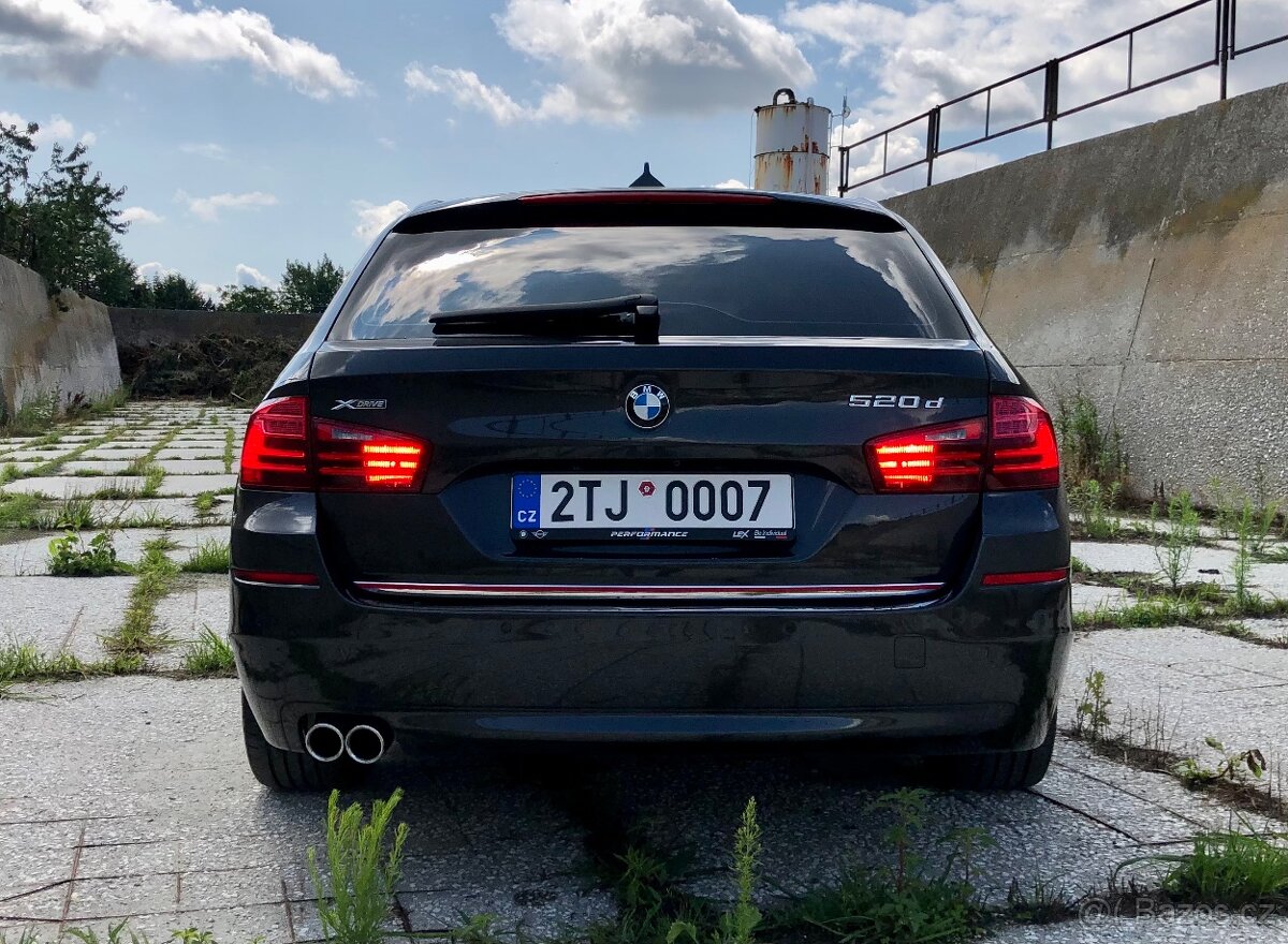 2015 BMW 520d F11 140 kW xDrive facelift