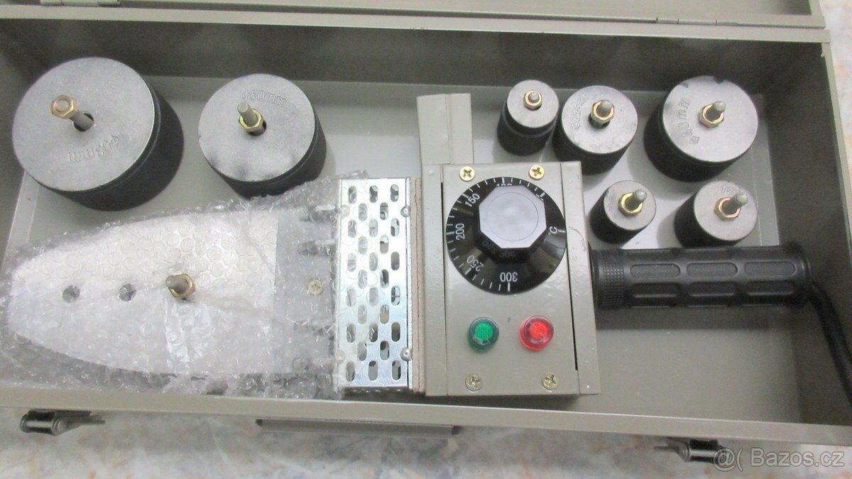 Svářečka plast. trubek na vodu v kov kufru+nůžky - 5