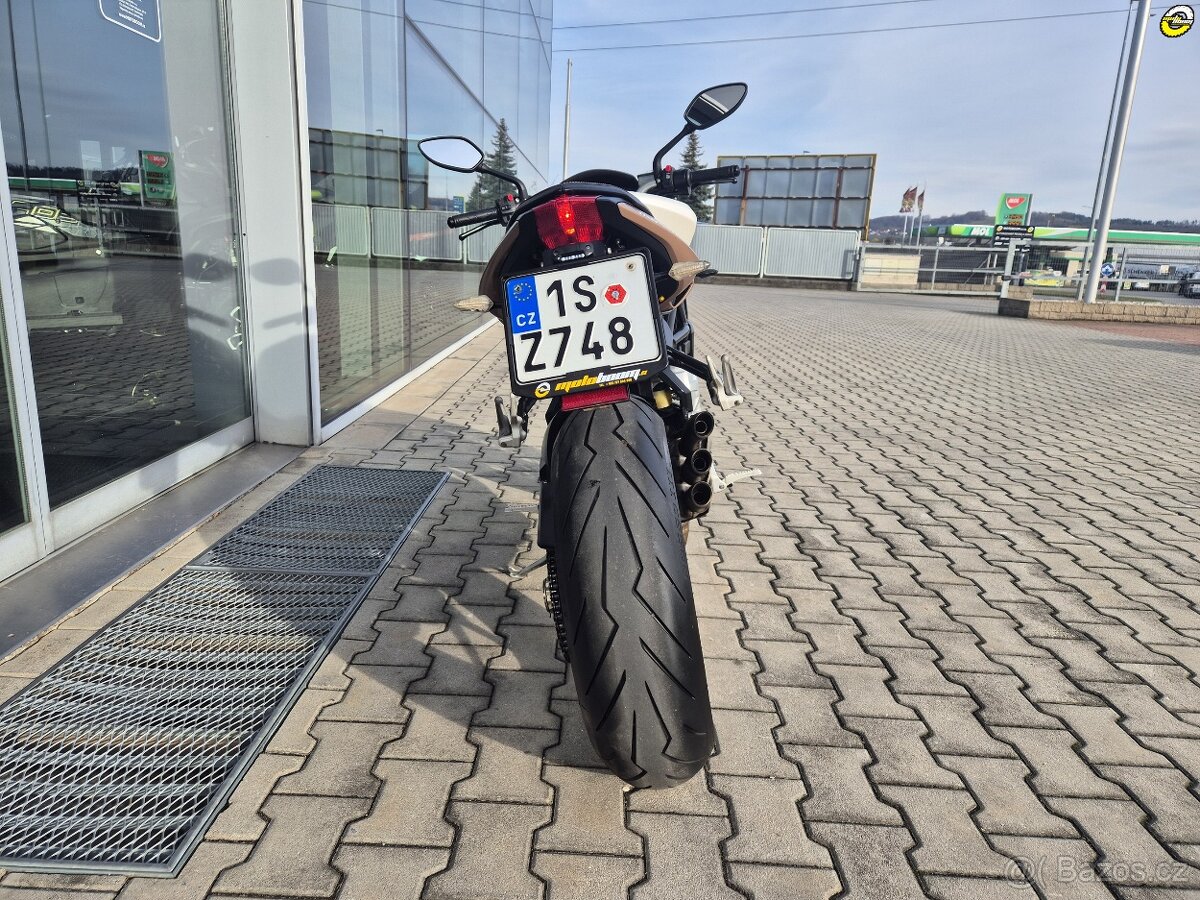 MV Agusta Brutale 675 - 5