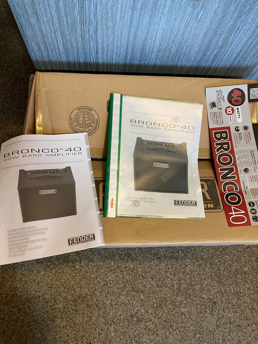 FENDER BRONCO 40 BASOVÉ MODELINGOVÉ KOMBO - 5