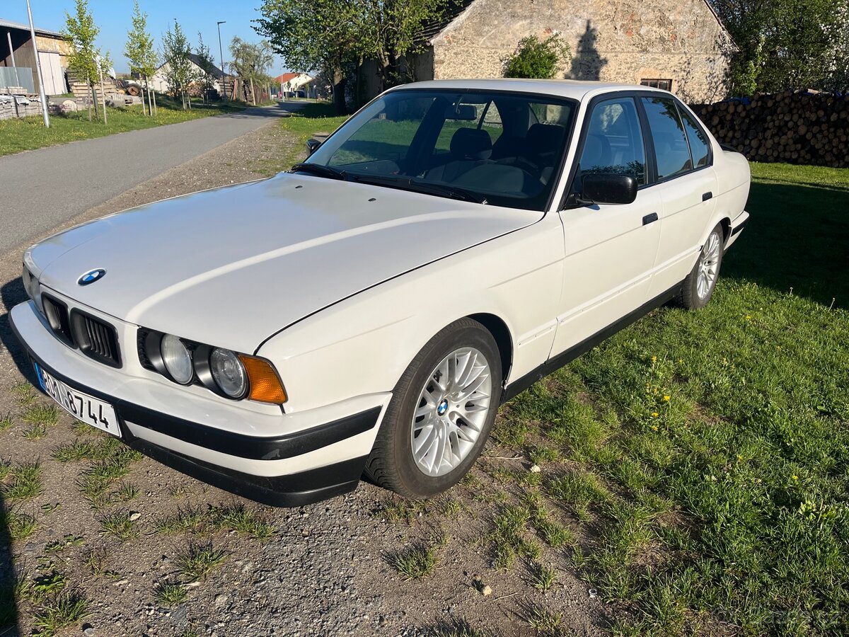 BMW E34 530i V8 manuál+samosvor nová STK - 5