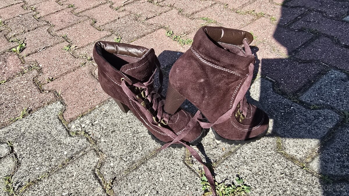 Dánské boty na podpatku - 5