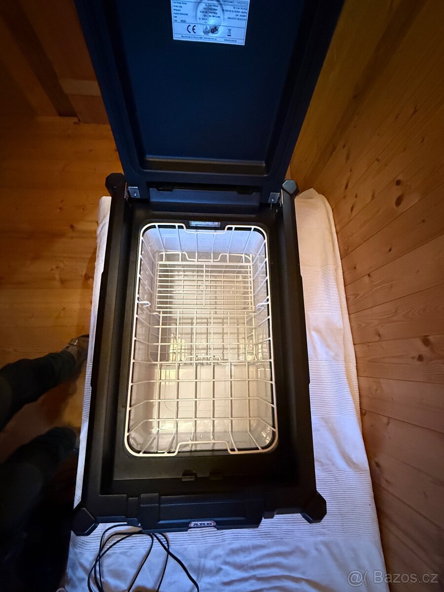 Špičková outdoorová kompresorová lednice ARB ZERO 44 - 5