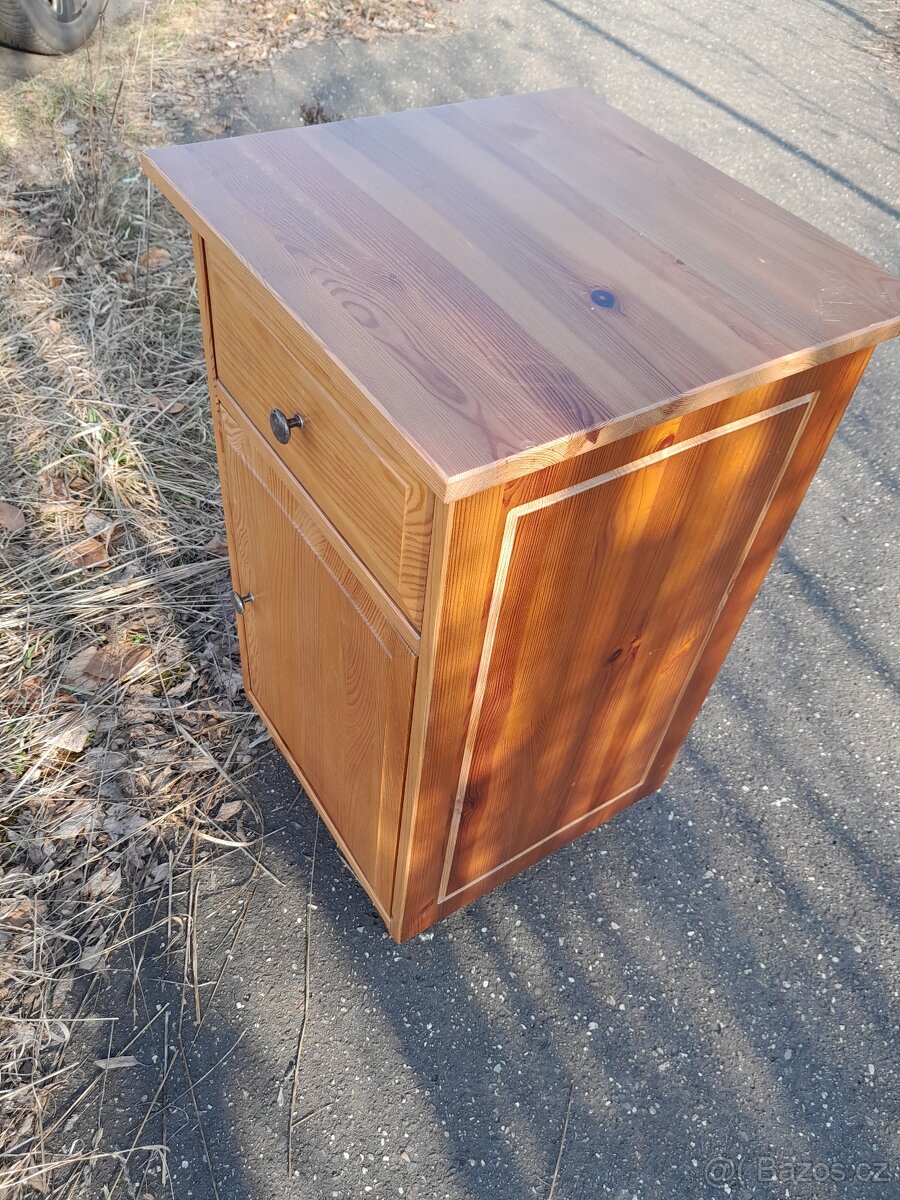 Ikea noční stolek Leksvik - 5