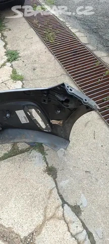 Prodám přední nárazník na Mercedes A - 5