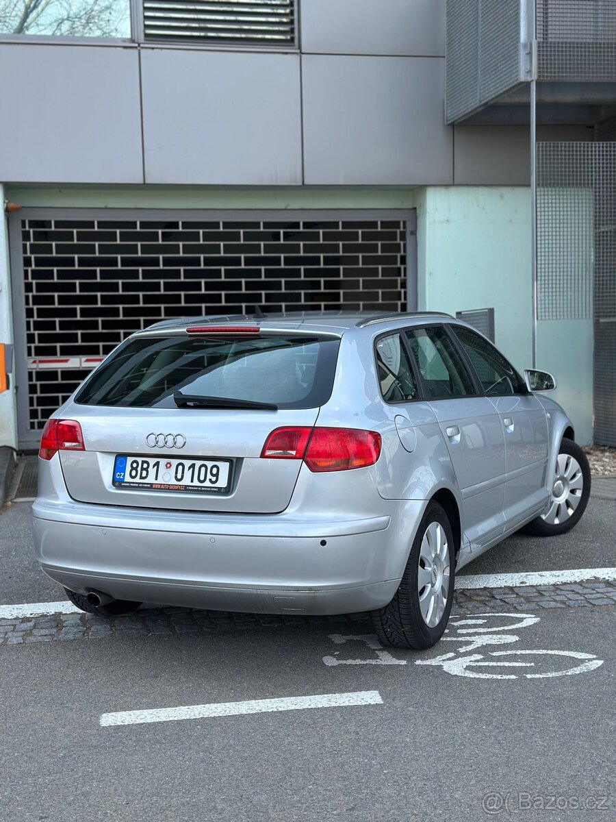 Audi A3 1.6 - 5