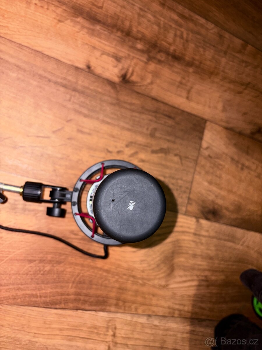 HyperX QuadCast – USB mikrofon s ramenem (super stav) - 5