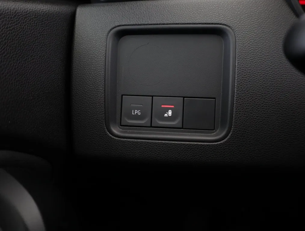 Prodám Dacia Duster 1,0 TCe BA+LPG 2023 - 5