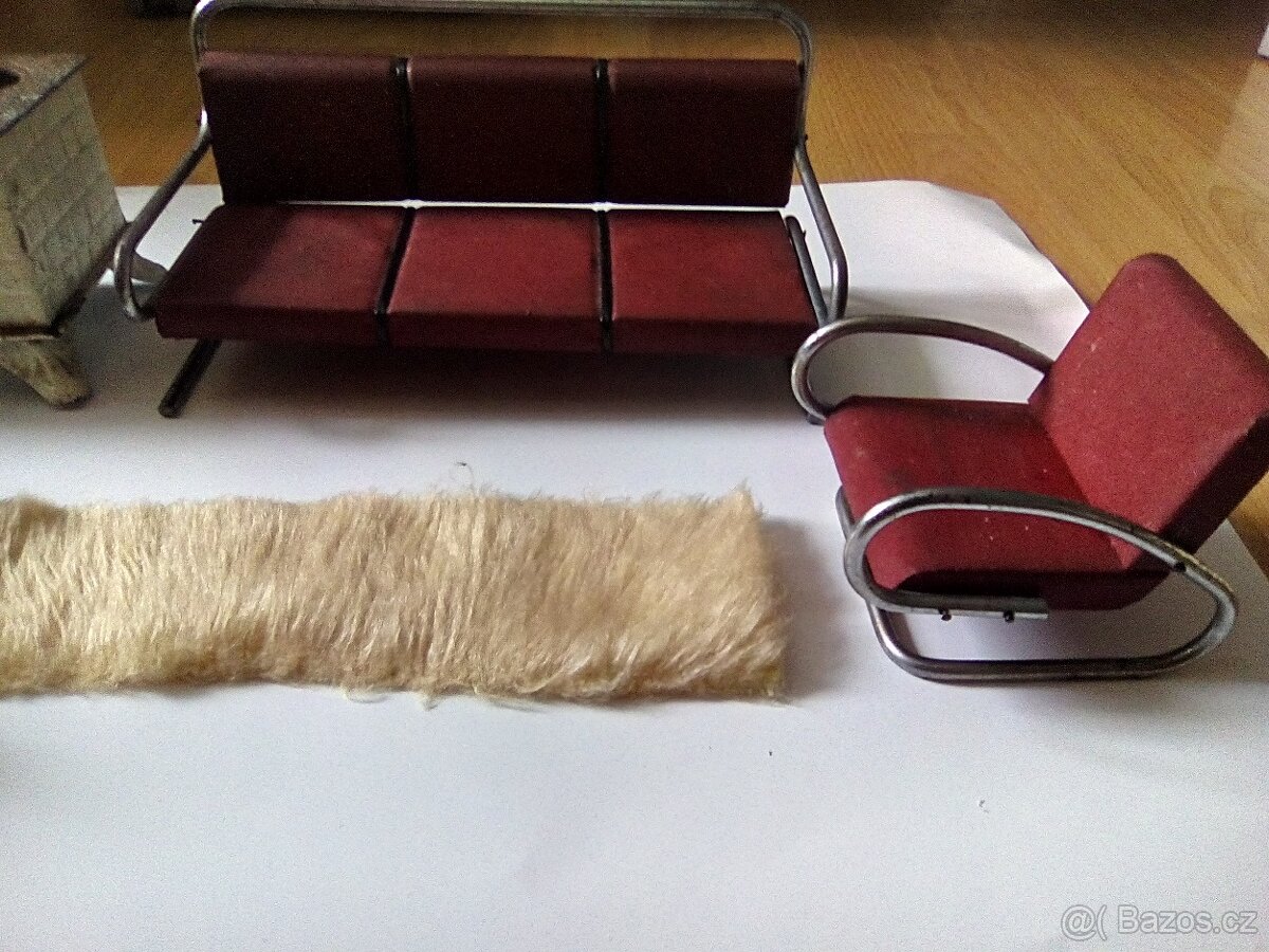 Prvorepublikový nábyteček pro panenky - 5