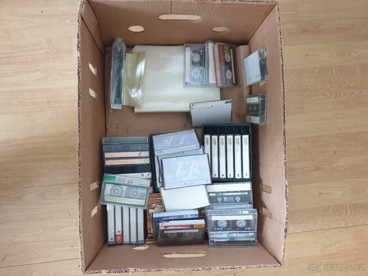 Počítač SHARP MZ 811 - 5