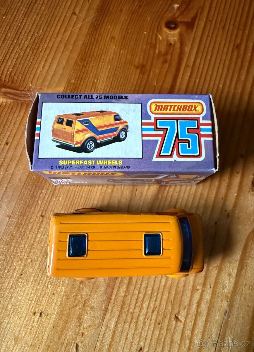 MATCHBOX 75 - Chevy van #68 - 5