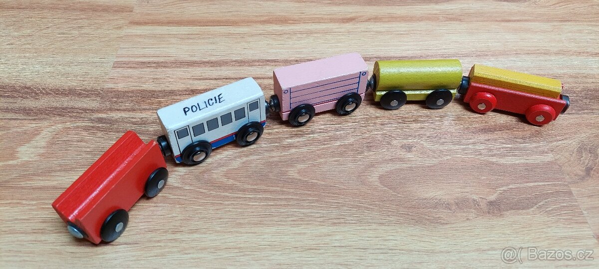 Dřevěná vláčkodráha, vláčky a doplňky - 5