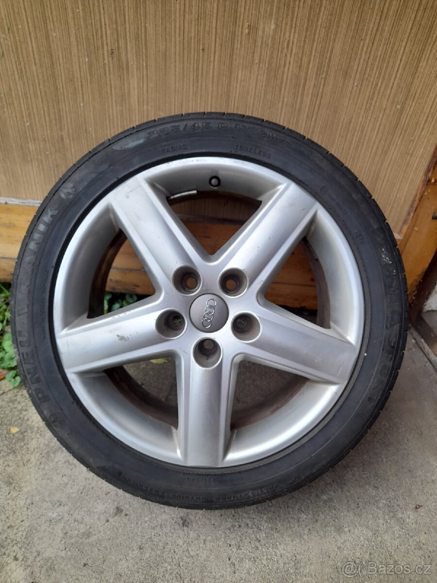 Sada alu kola Audi A4 - 5