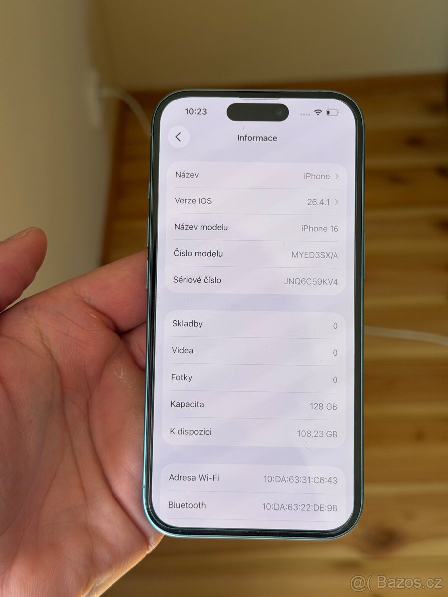 Apple iPhone 16, 128GB - 5