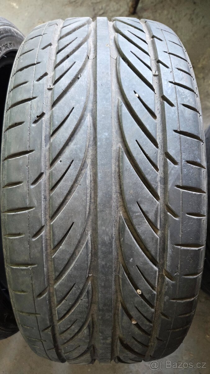 Hankook 225/40r18 - 5