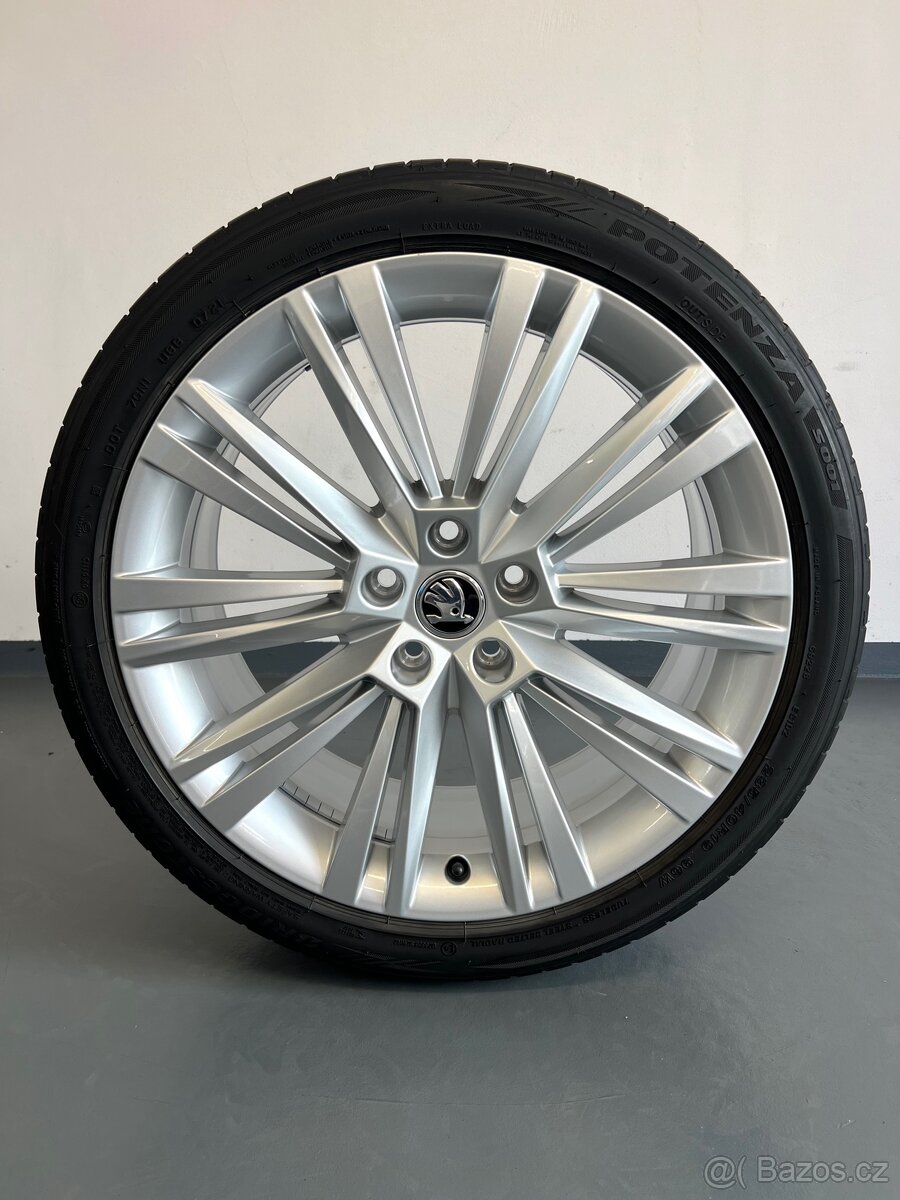 Letní ☀️ Alu kola Canopus, Škoda Superb 3, 5x112 r19 - 5