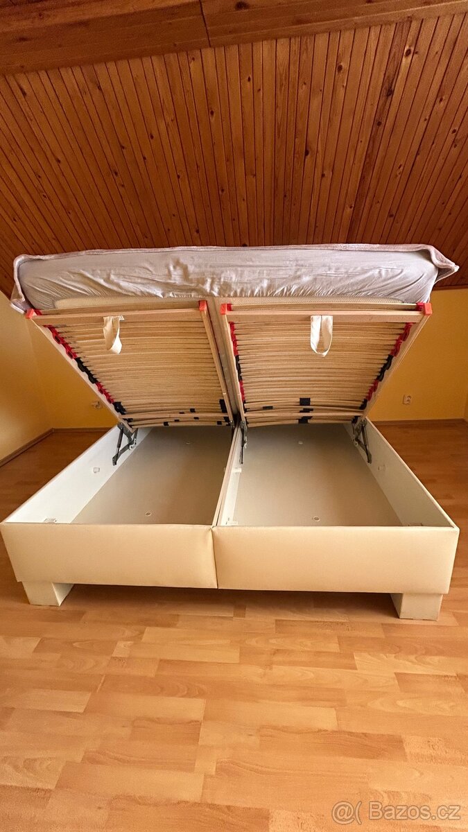 Manželská postel 180×200 cm, polohovací rošty - 5